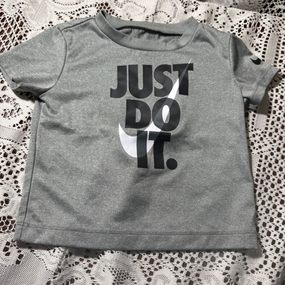 Kids Nike Gray Just Do It‎ Short Sleeve T Shirt Size 18M Polyester